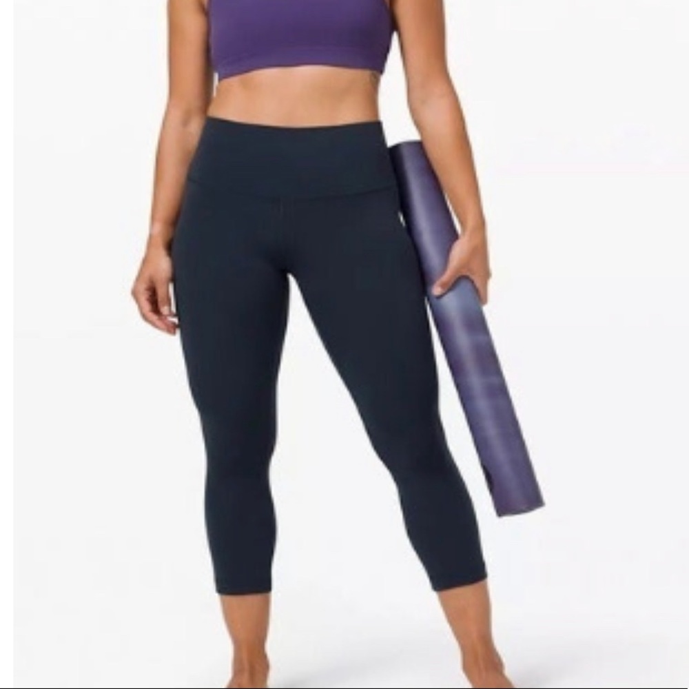 Lululemon Pace Rival Crop Navy